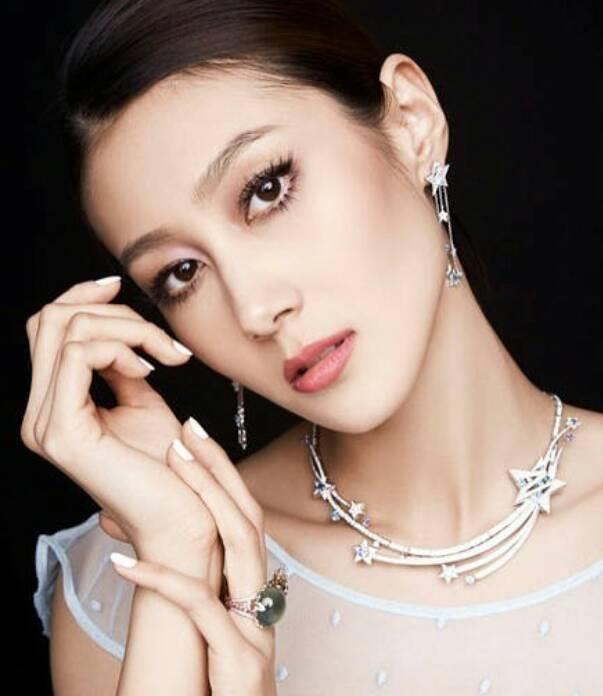 Qiu Qiang Roxette Qiang Miss Universe China 2017 Photo Credit Miss qiu-qiang-roxette-qiang-miss-universe-china-2017-photo-credit-miss